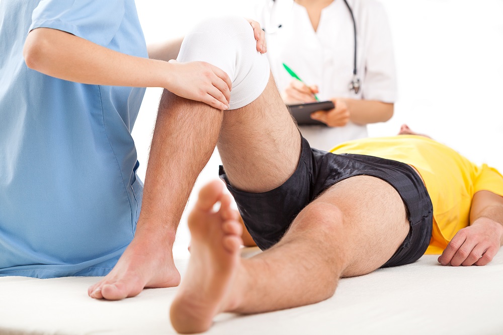 Dr. Vivek Bansal: Leading Orthopedic Doctor for Sports Injuries in Chandigarh