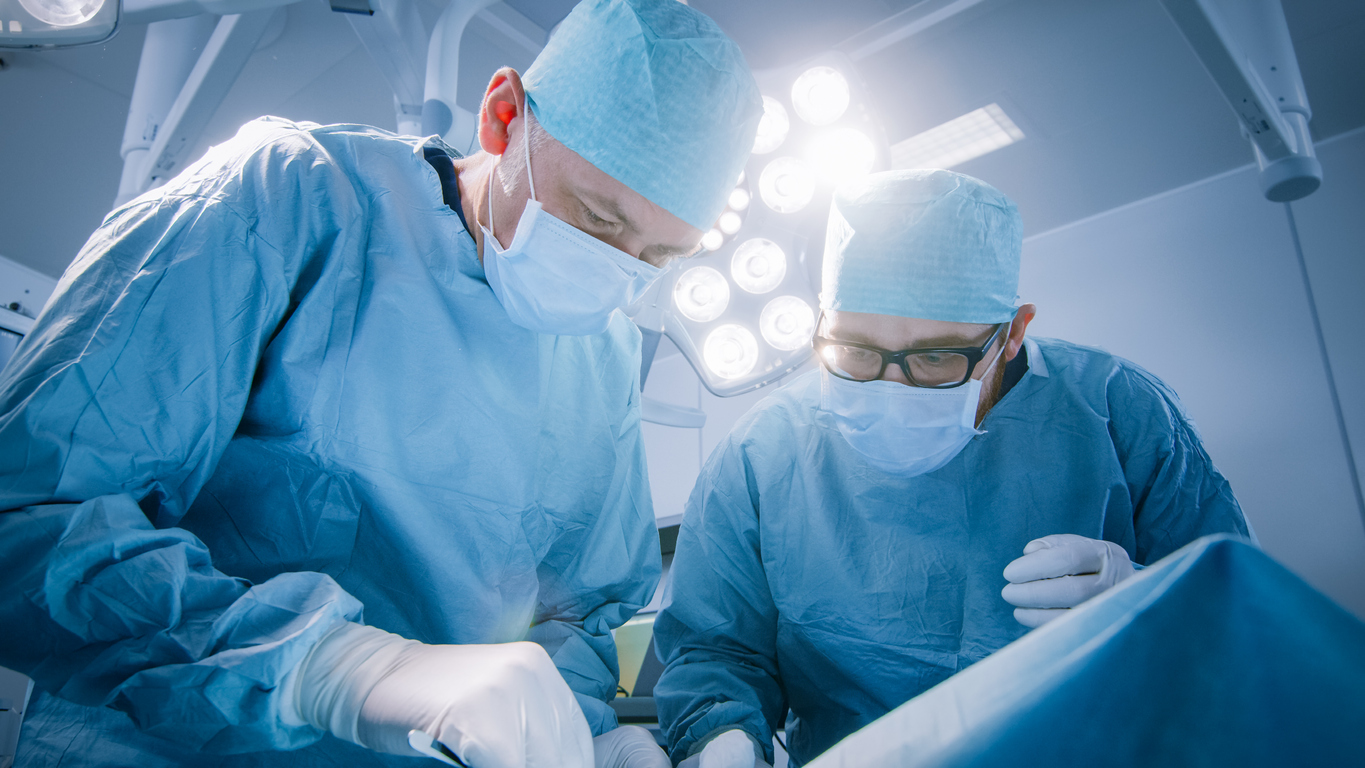Best Ortho Surgeon in Chandigarh: Trusted Treatment for Fractures and Arthritis