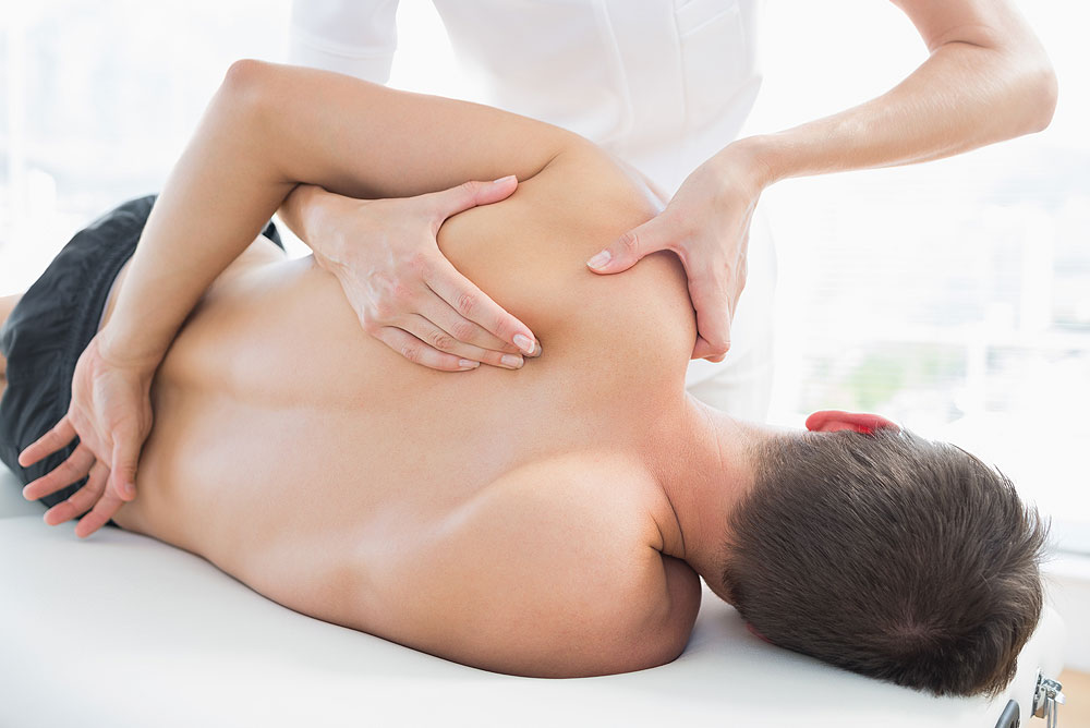 Surgical vs. Non-Surgical Options for Shoulder Pain: Which One is Right for You?