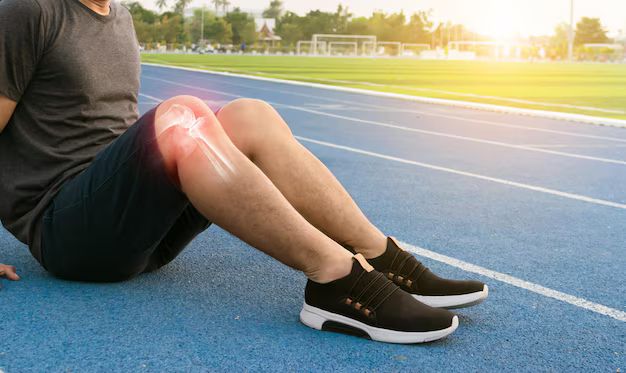 ACL Injuries: Causes, Symptoms, and Recovery Options ACL Injuries: Causes, Symptoms, and Recovery Options